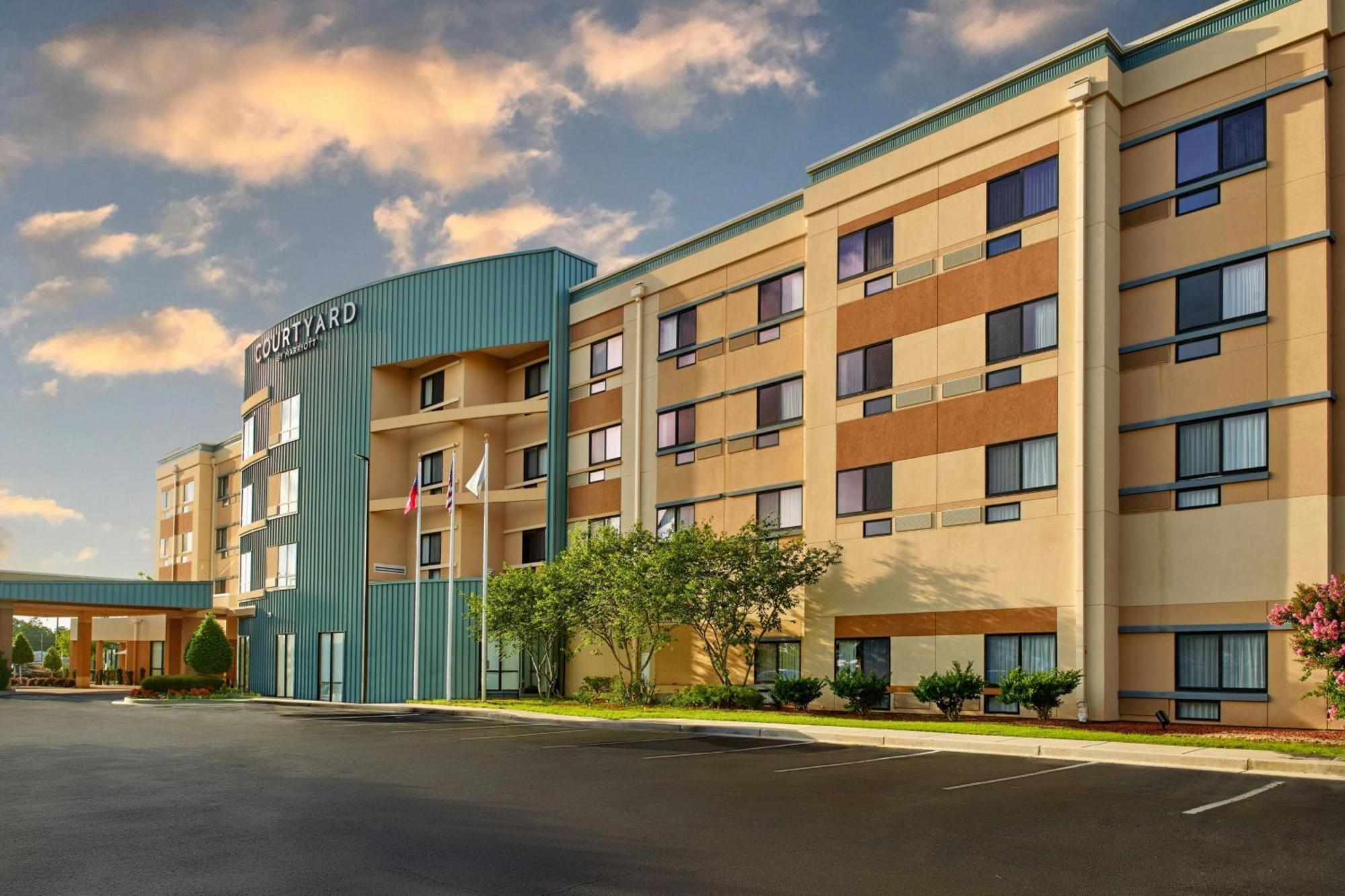 Courtyard Warner Robins Hotel Ngoại thất bức ảnh